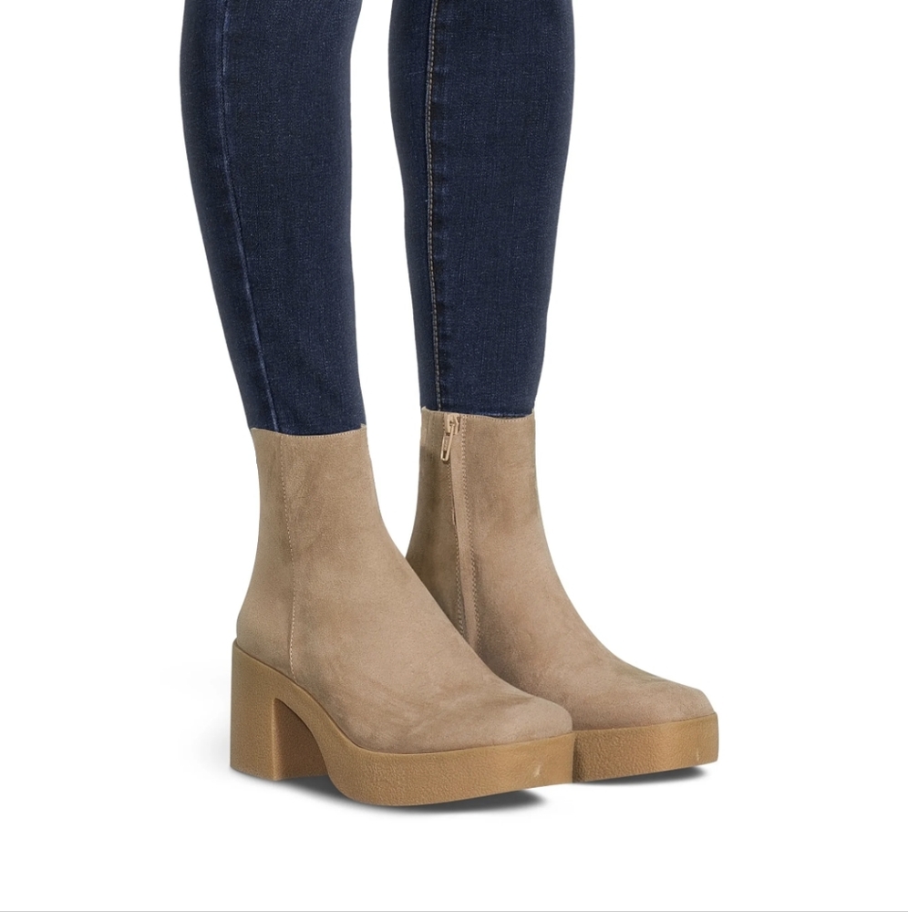 Chelsea Boot Heels